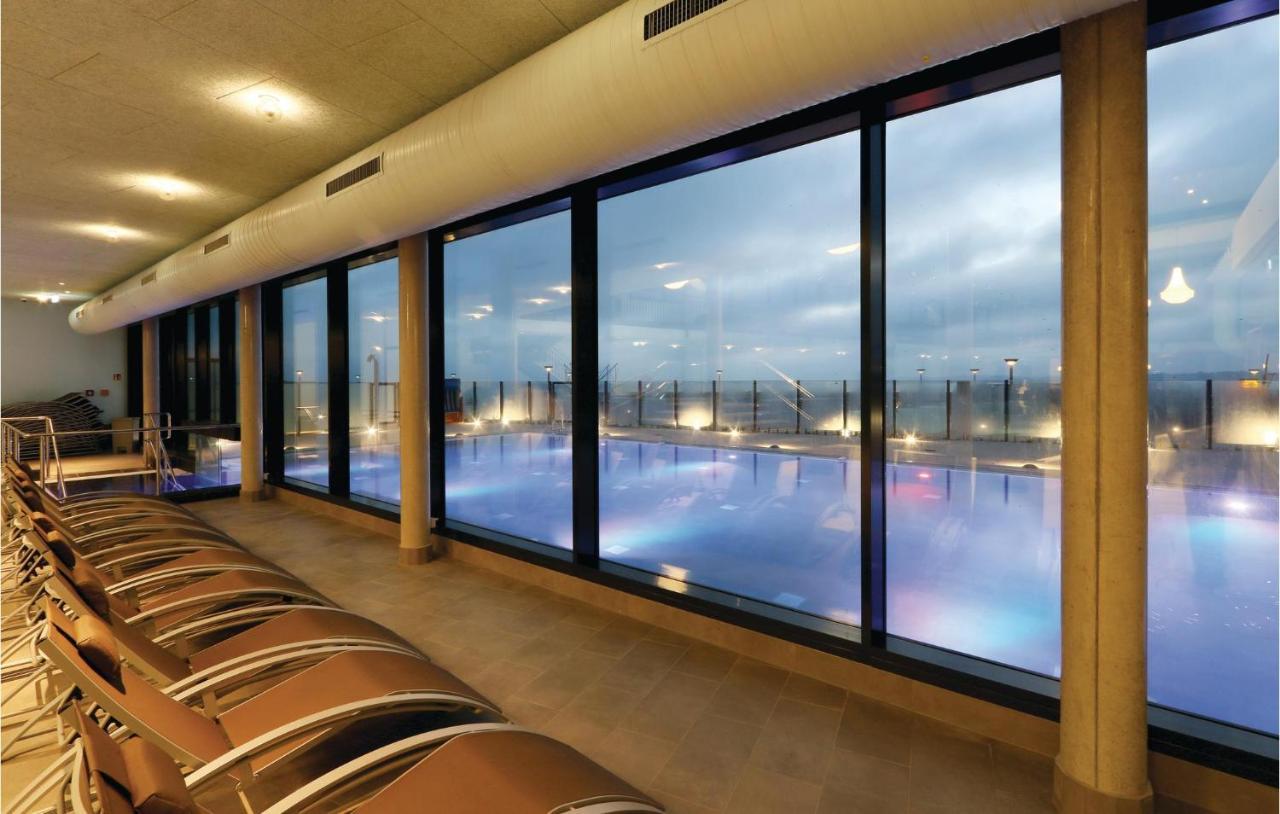 Stunning Apartment In Luebeck Travemuende With Wifi Exterior photo